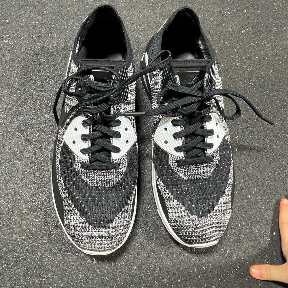 Nike AirMax fly knit